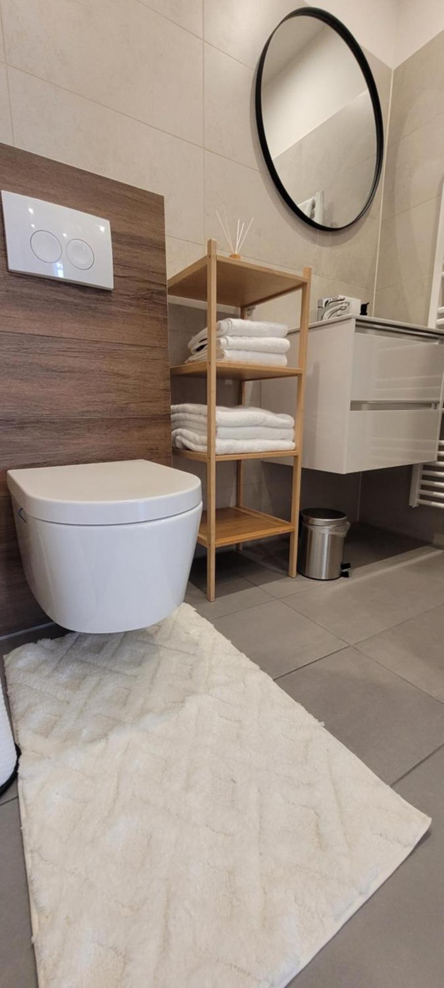 Altbauwohnung Mit Charme - Selbst Check In - Queensize Bett Wiedeń Zewnętrze zdjęcie